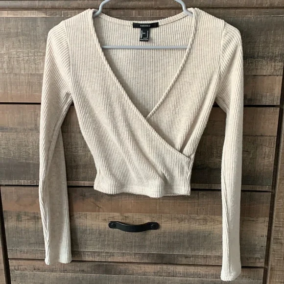 Forever 21 crop top - Picture 1 of 2